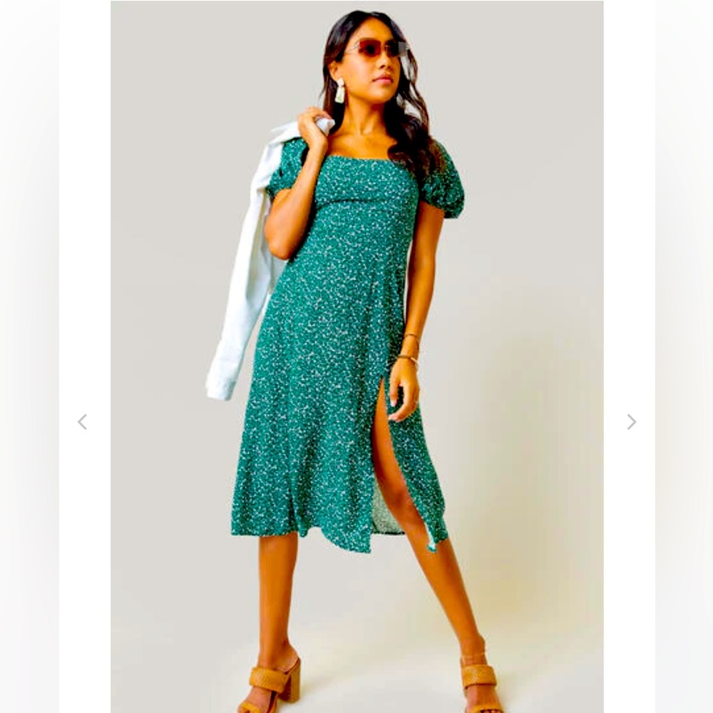 Francesca’s Puff Sleeve Midi Dress